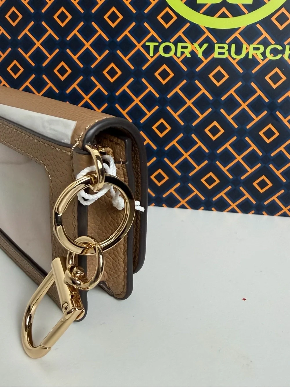 Tory Burch compact pebbled